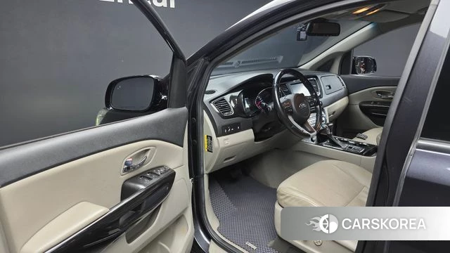 Kia The New Carnival id 4924116 из Кореи 20