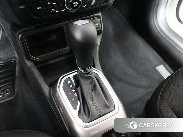 Jeep Renegade id 4645878 из Кореи 20