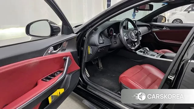 Kia Stinger id 3773260 из Кореи 20