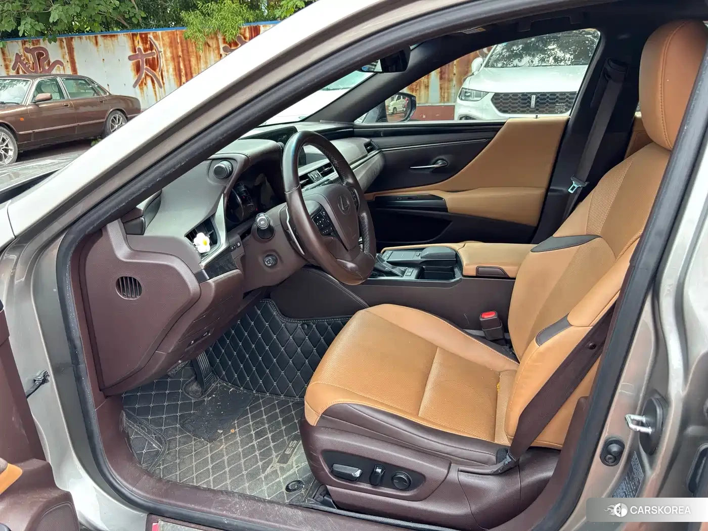 Lexus ES id 4628945 из Китая 12