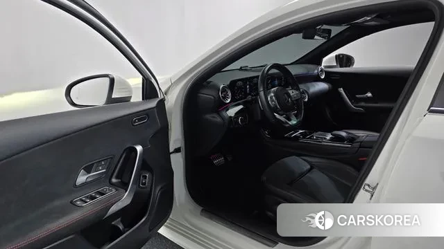 Mercedes-Benz A-Class W177 id 3591666 из Кореи 20