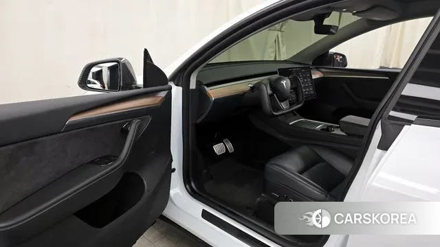 Tesla Model Y id 3442823 из Кореи 20