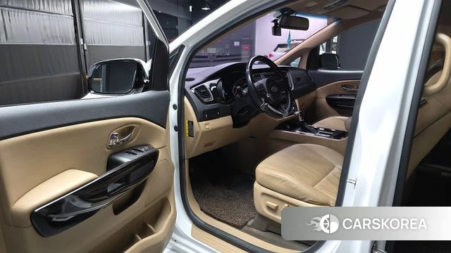 Kia The New Carnival id 4496938 из Кореи 30