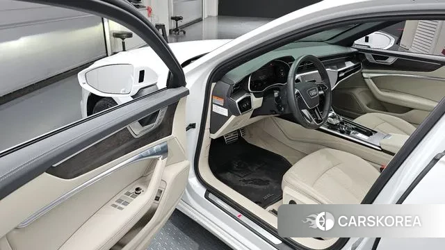 Audi A6 (C8) id 3443676 из Кореи 20