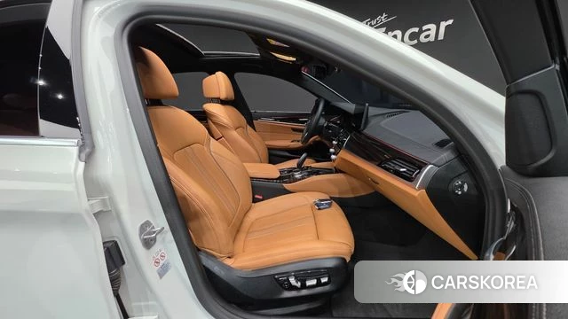 BMW 5 Series (G30) id 3923904 из Кореи 20