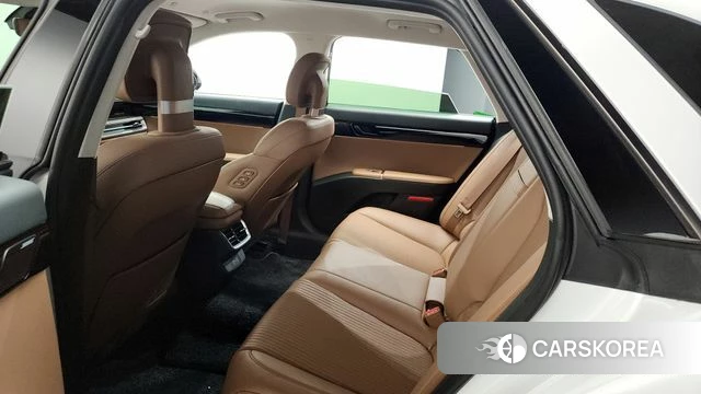Hyundai Grandeur (GN7) id 4308886 из Кореи 20