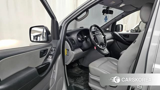 Hyundai The New Grand Starex id 4496165 из Кореи 30