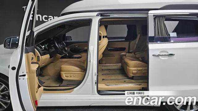 Kia The New Carnival id 2445351 из Кореи 20