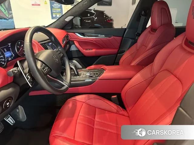 Maserati Levante id 3706834 из Кореи 17