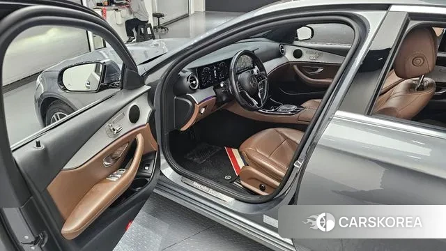 Mercedes-Benz E-Class W213 id 3741442 из Кореи 20