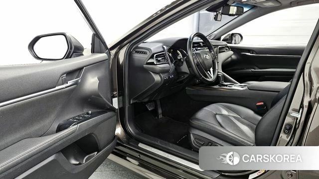Toyota Camry (XV70) id 4345404 из Кореи 20