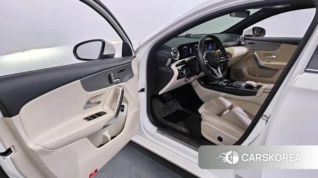 Mercedes-Benz A-Class W177 id 3904525 из Кореи 20