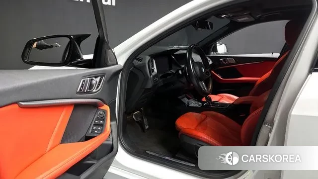 BMW 1 Series (F40) id 3003442 из Кореи 20