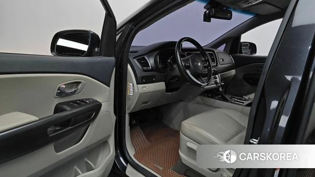 Kia The New Carnival id 4459134 из Кореи 20