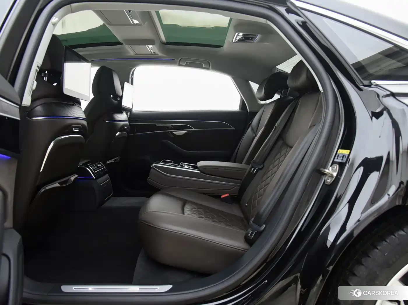 Audi A8 id 4654418 из Китая 15
