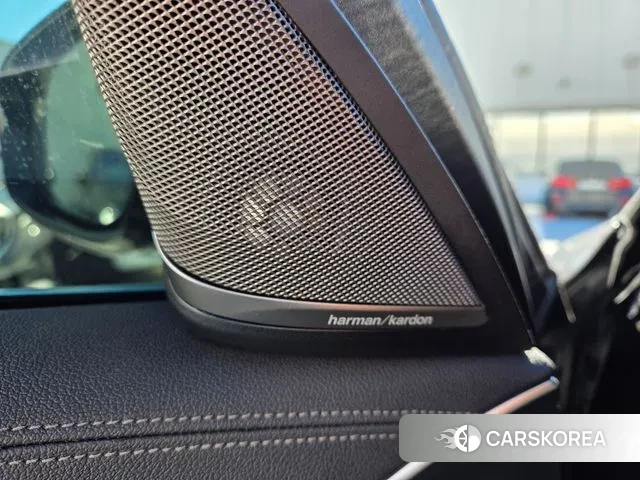 BMW 5 Series (G30) id 3301140 из Кореи 12