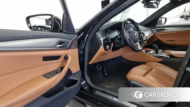 BMW 5 Series (G30) id 3254433 из Кореи 20