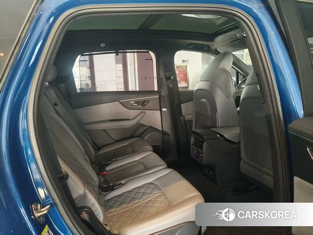 Audi SQ7 id 4275689 из Китая 20