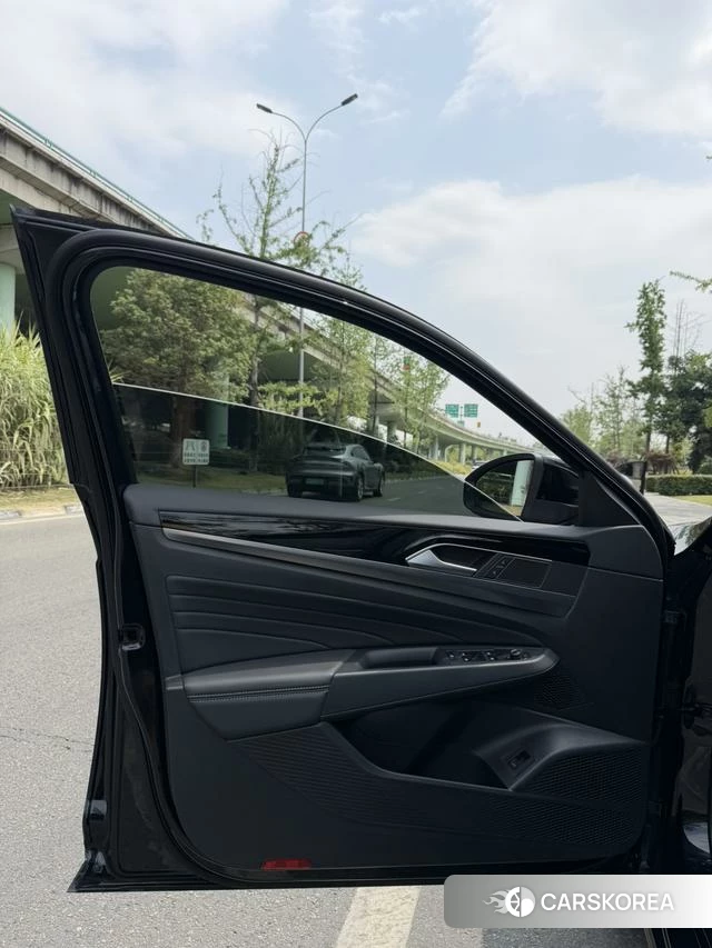 Volkswagen Passat id 4314206 из Китая 14