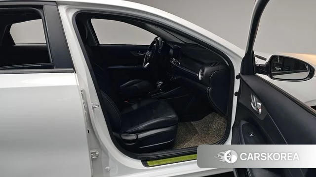 Kia Come New K3 id 3879431 из Кореи 21