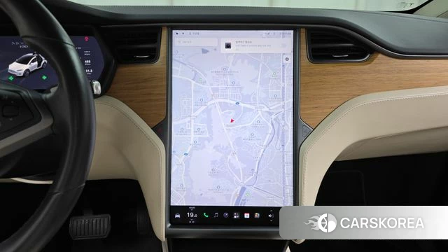 Tesla Model X id 4581731 из Кореи 32