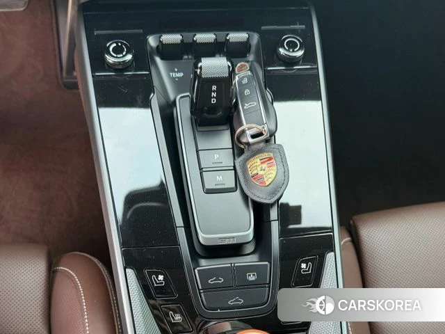 Porsche 911(992) id 3952943 из Кореи 20