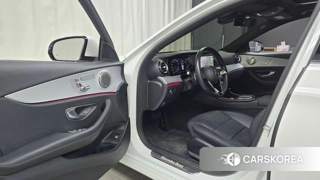Mercedes-Benz E-Class W213 id 3839917 из Кореи 20