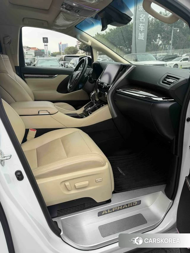 Toyota Elfa id 4276596 из Китая 12
