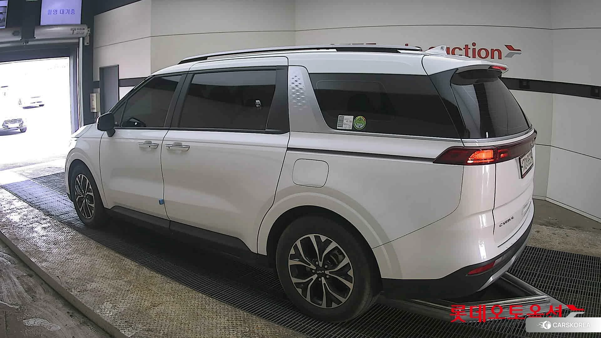 Kia Carnival id 3875747 из Кореи 37