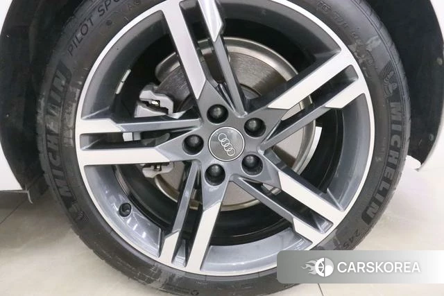 Audi A4L id 4328434 из Китая 22