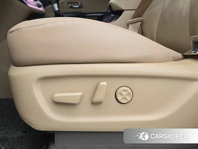 Kia The New Carnival id 4483169 из Кореи 20