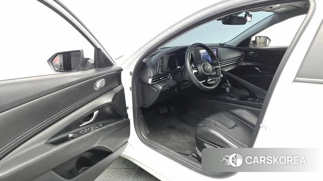 Hyundai Avante Hybrid (CN7) id 4561160 из Кореи 38