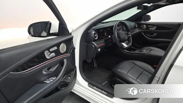 Mercedes-Benz E-Class W213 id 4898743 из Кореи 34