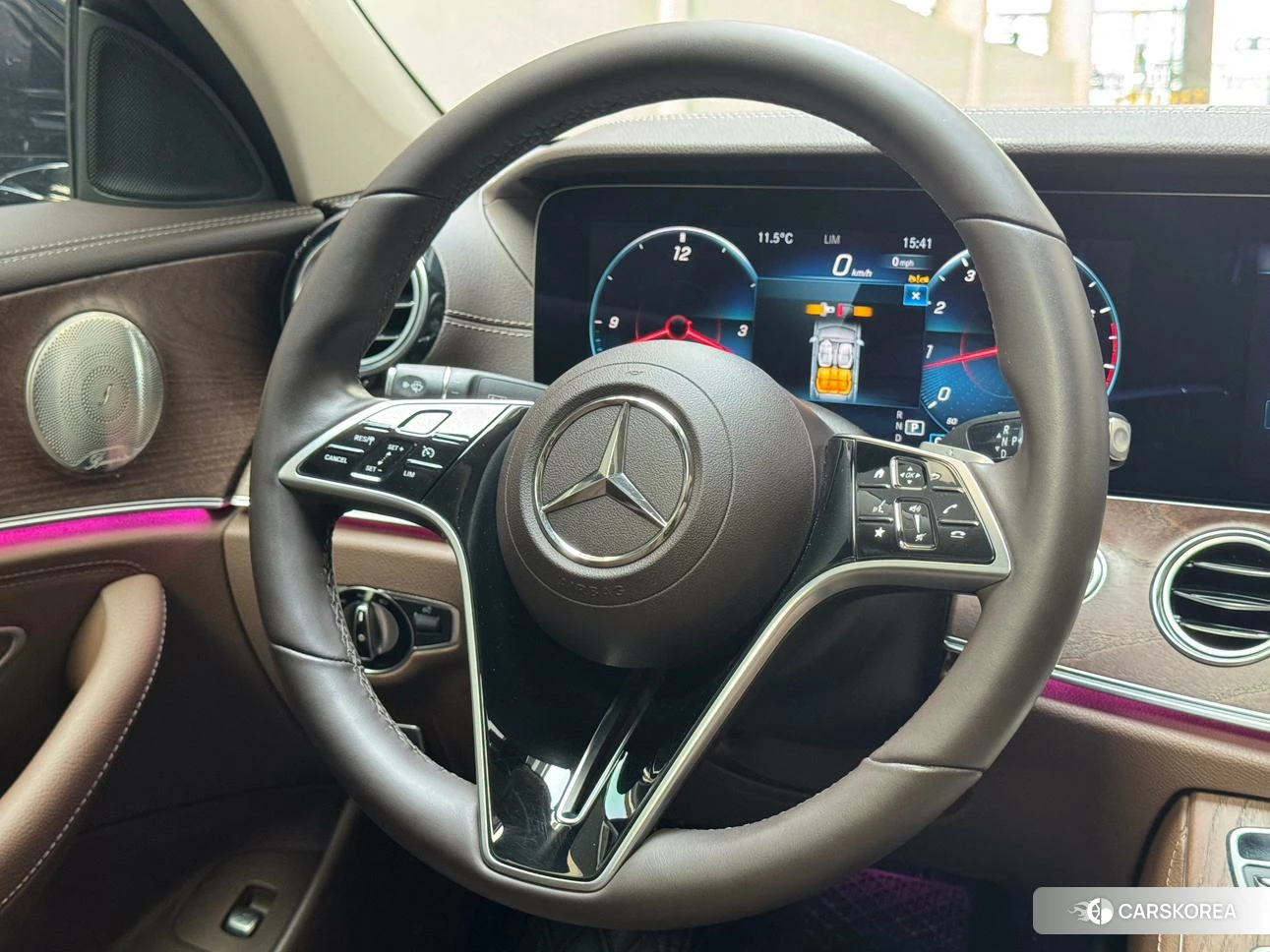 Mercedes-Benz E-class id 4467401 из Китая 15