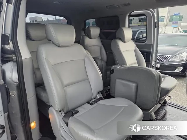 Hyundai The New Grand Starex id 3284788 из Кореи 20