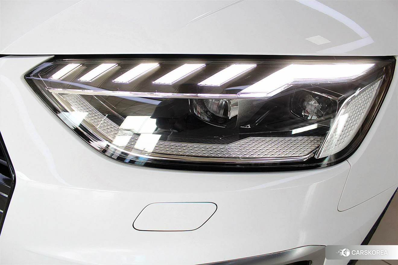 Audi A4L id 4505001 из Китая 19
