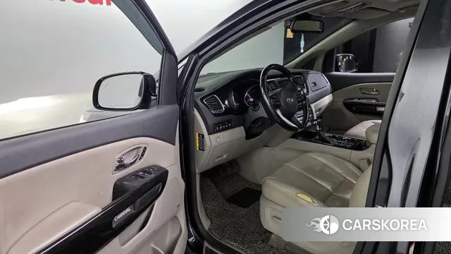 Kia The New Carnival id 3351193 из Кореи 20