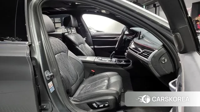 BMW 7 Series (G11) id 3772794 из Кореи 20