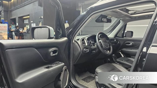 Jeep Renegade id 4631019 из Кореи 32