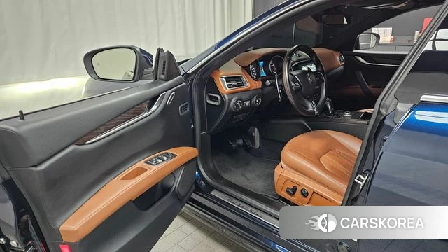 Maserati Ghibli id 4362837 из Кореи 31