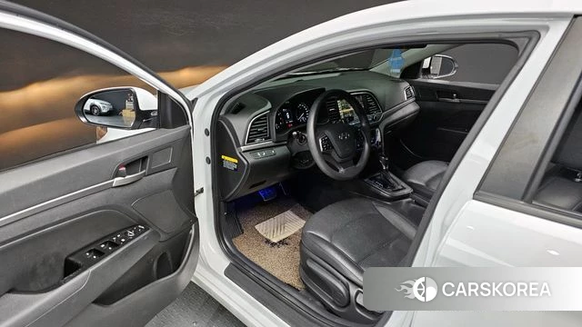 Hyundai Avante AD id 3861702 из Кореи 20