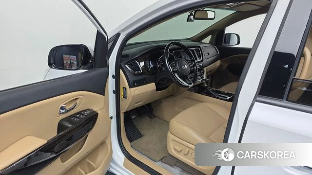 Kia The New Carnival id 4663010 из Кореи 20