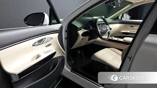 Genesis GV70 id 3032569 из Кореи 20