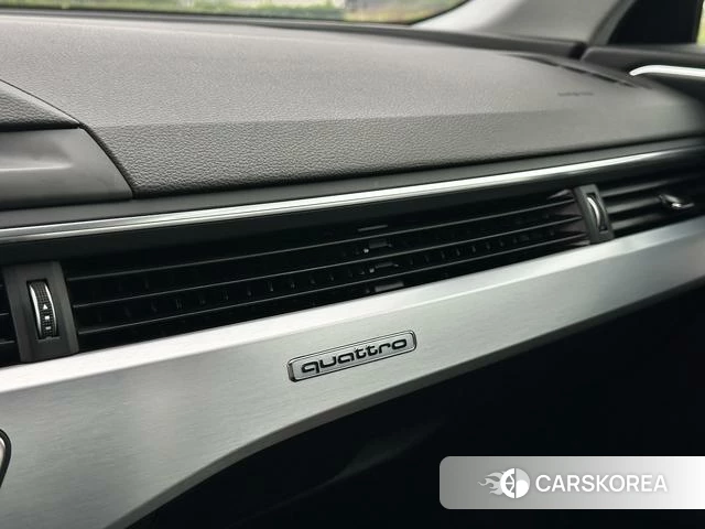 Audi A4L id 4236412 из Китая 21