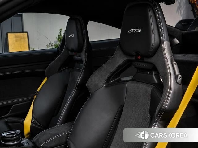 Porsche 911(992) id 4559912 из Кореи 20