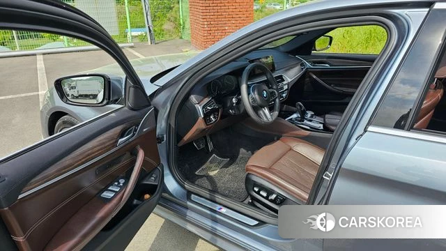 BMW 5 Series (G30) id 4232666 из Кореи 20