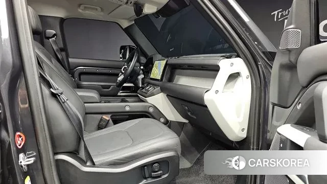 Land Rover Defender (L663) id 3022360 из Кореи 20