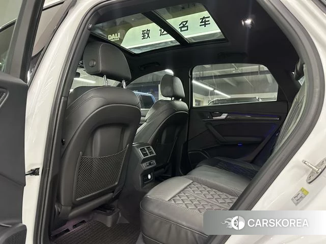 Audi Q5L Sportback id 4261534 из Китая 10