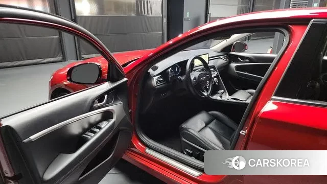 Genesis The New G70 id 3468236 из Кореи 20