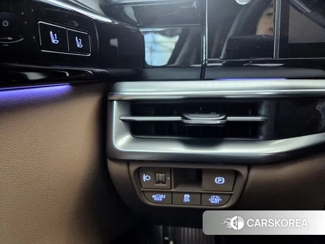 Hyundai Grandeur Hybrid (GN7) id 2958967 из Кореи 15